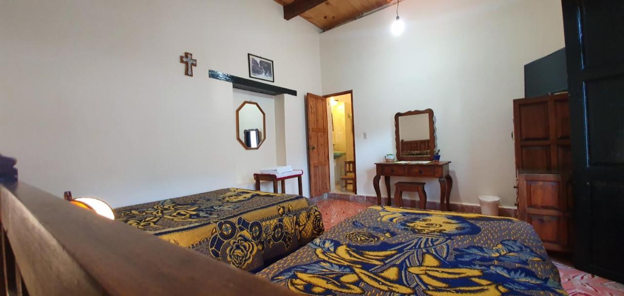 Hotel Posada Casa Juana San Cristobal de las Casas Bilik gambar